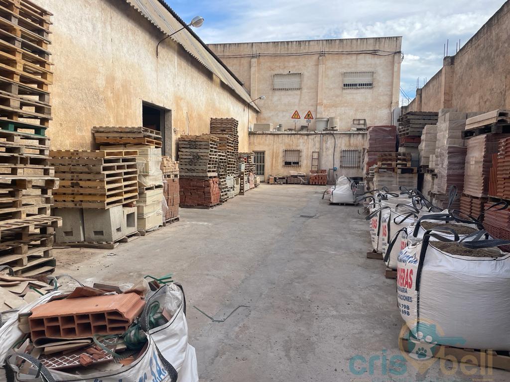 For sale of industrial plant/warehouse in Lorca