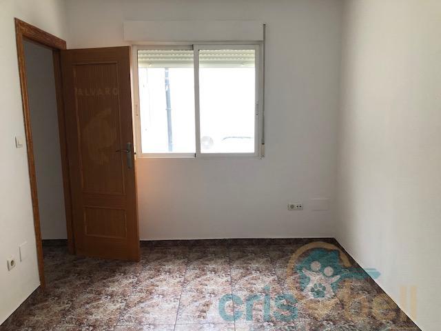 For sale of house in Ceutí
