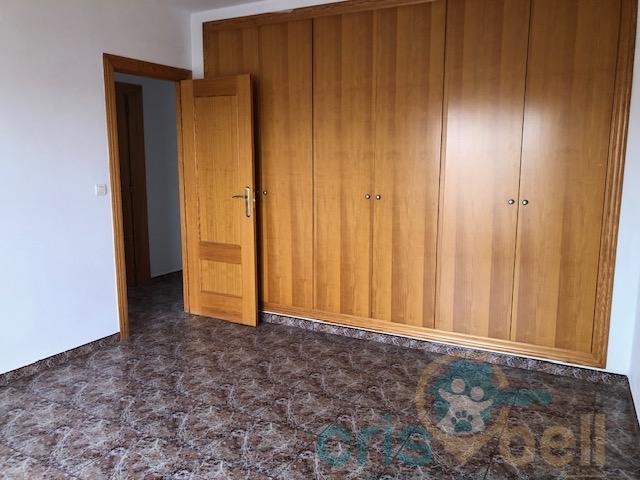 For sale of house in Ceutí