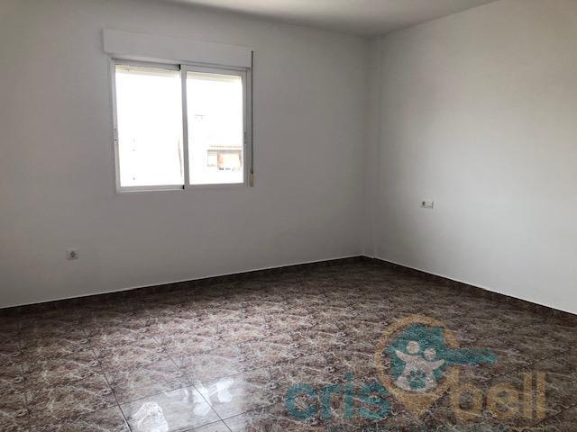 For sale of house in Ceutí