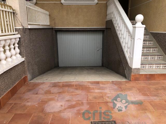 For sale of house in Ceutí