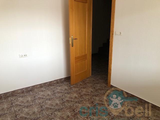 For sale of house in Ceutí
