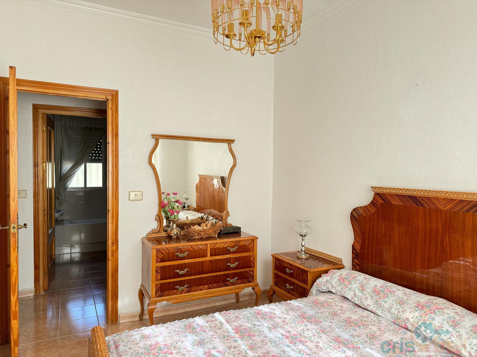 For sale of house in Lorca
