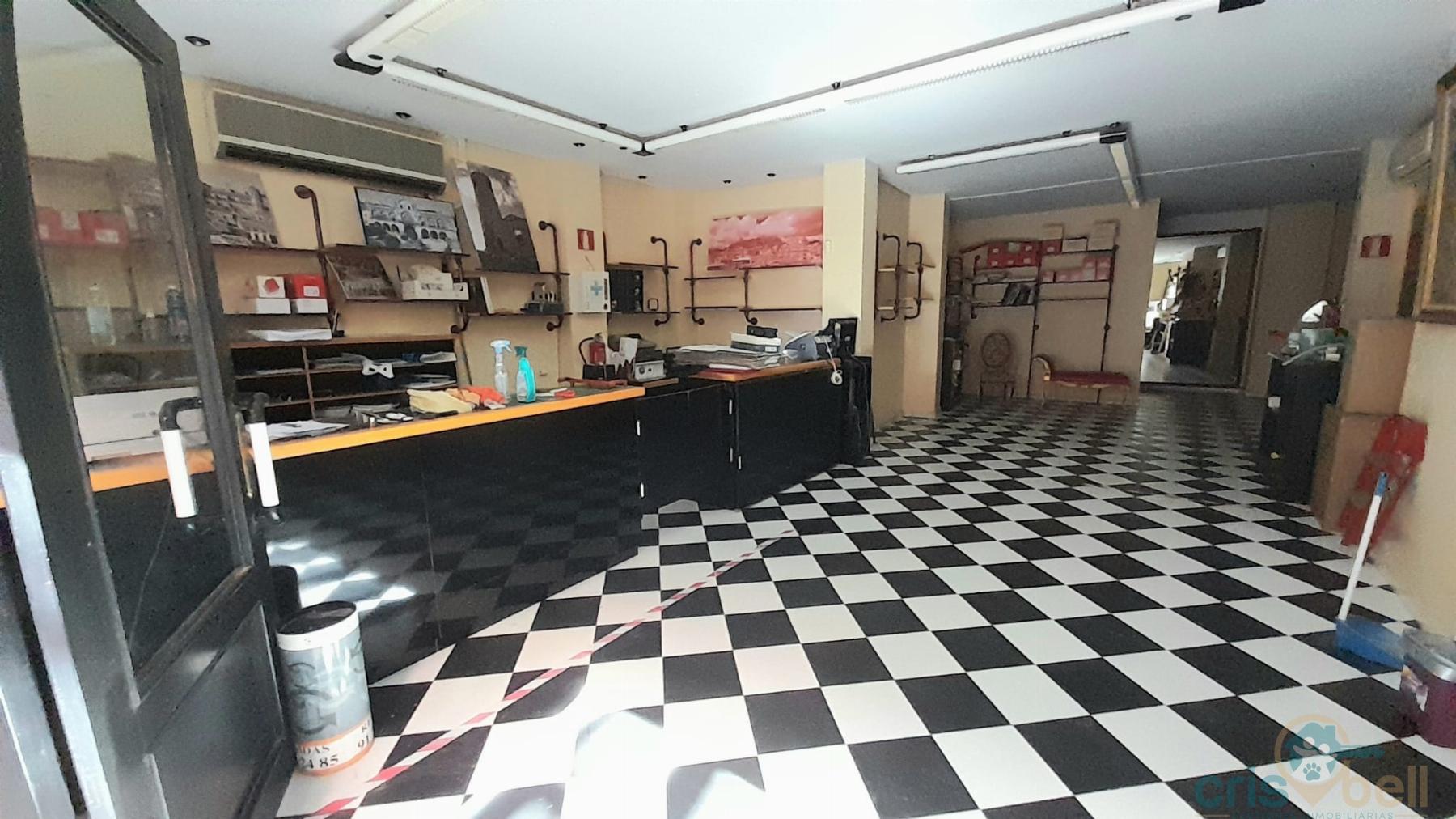 Venta de local en Lorca