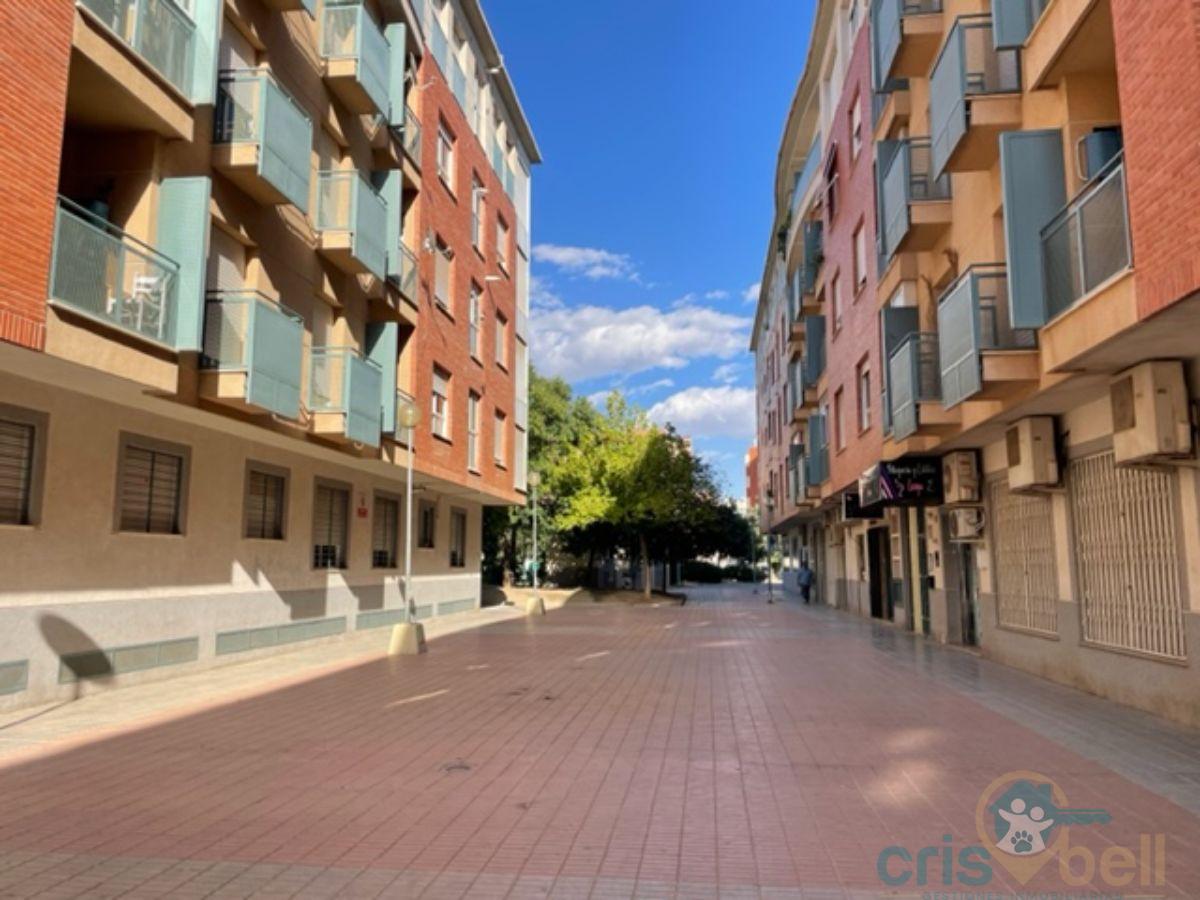 For rent of commercial in Lorca