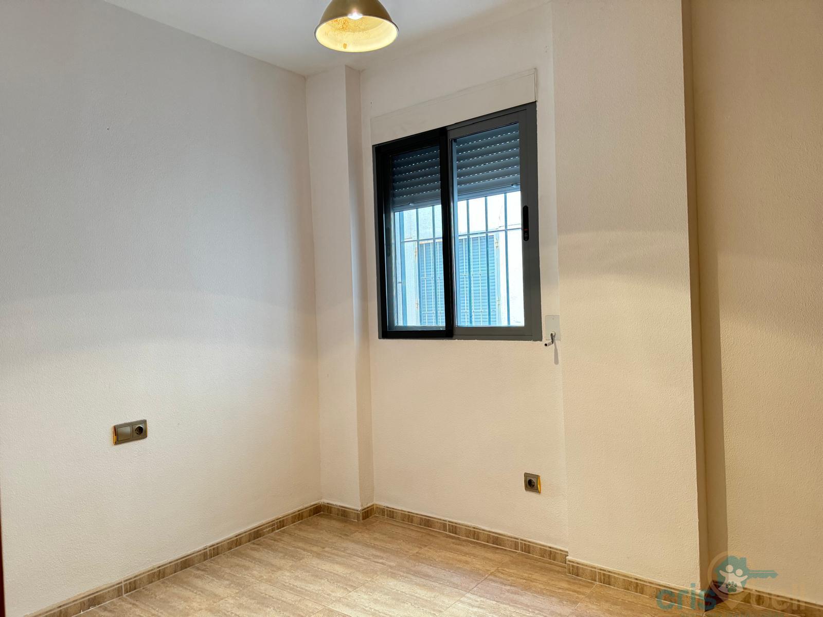 For sale of flat in Lorca