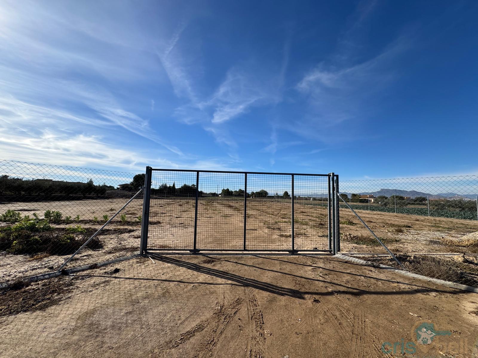 For sale of land in Lorca
