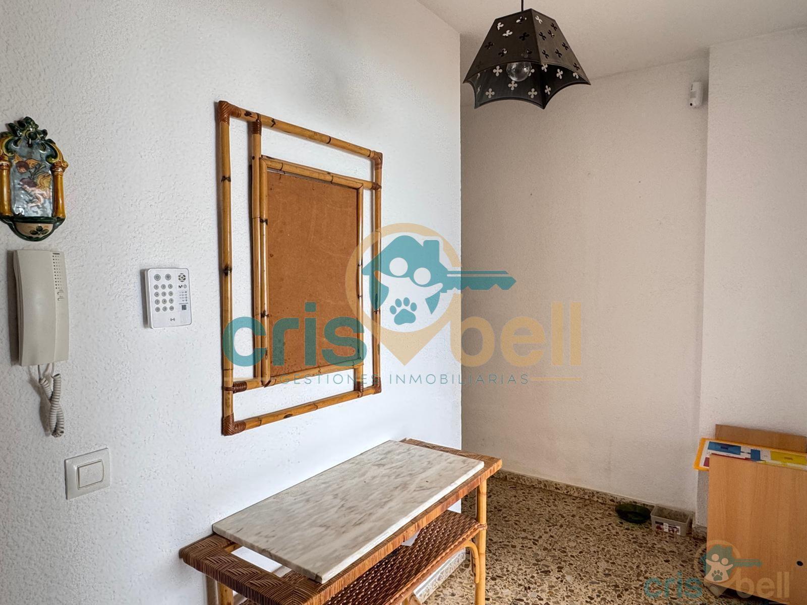 For sale of flat in Águilas