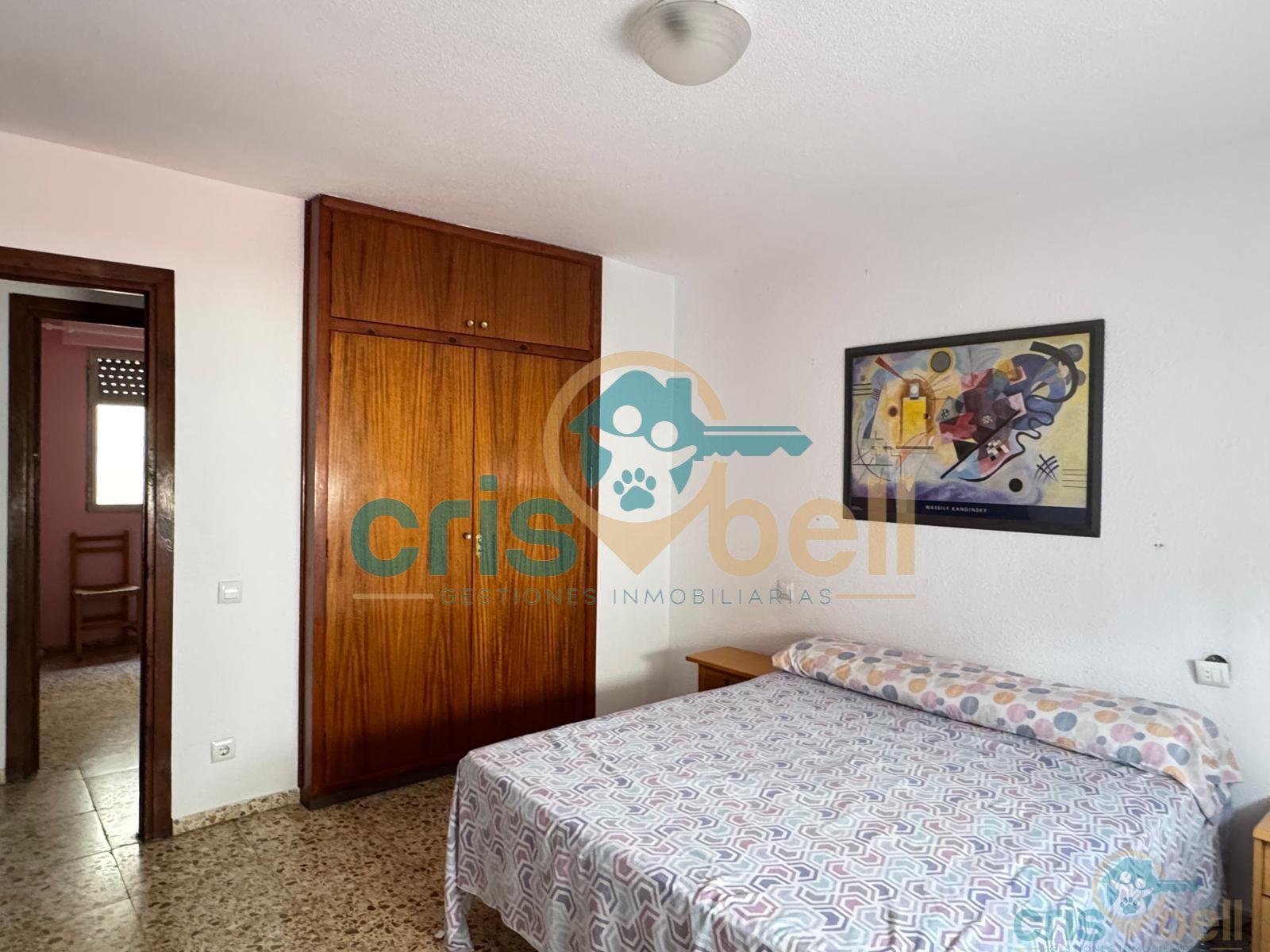 For sale of flat in Águilas