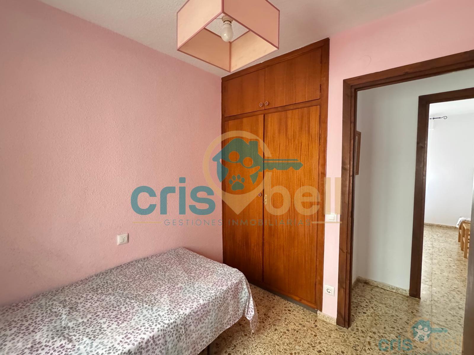 For sale of flat in Águilas