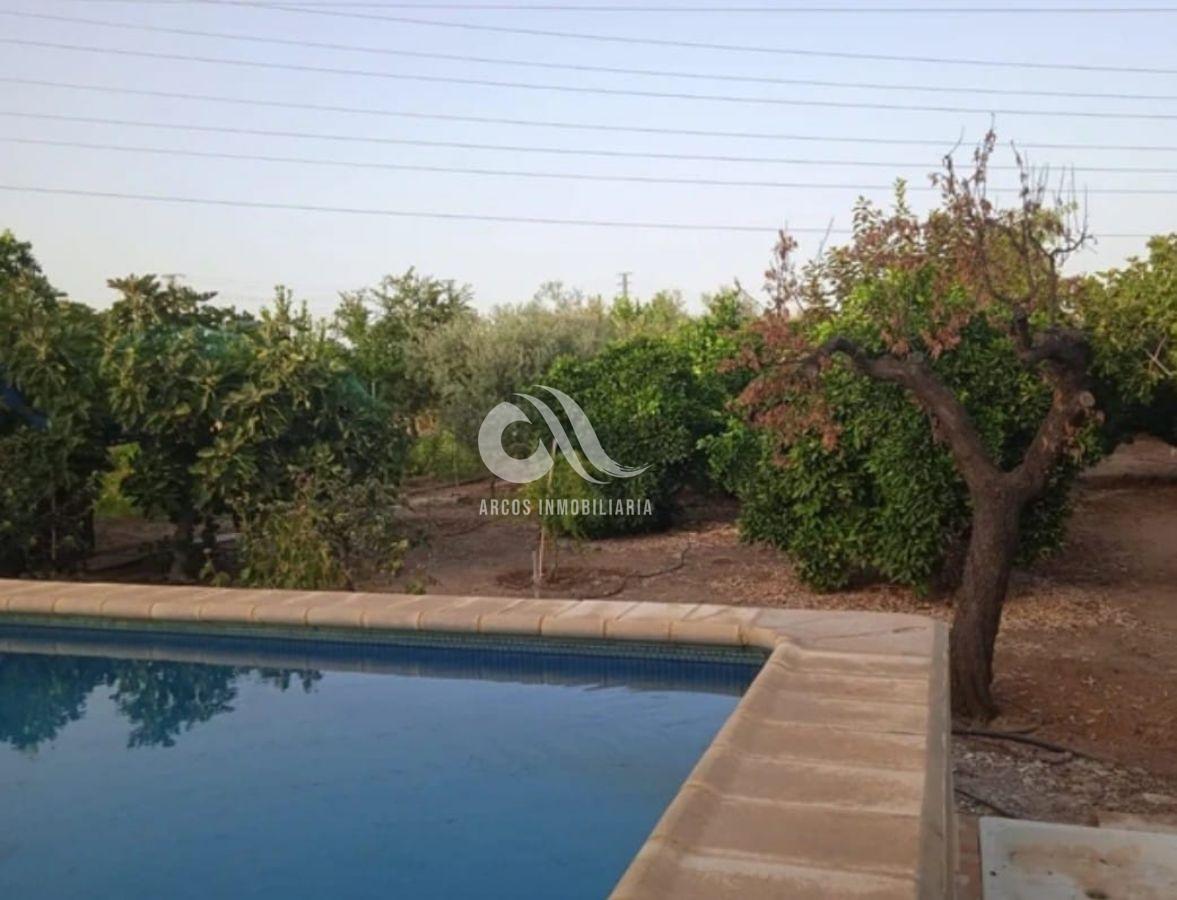 For sale of land in Córdoba