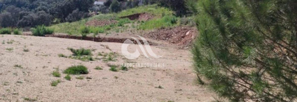 For sale of land in Córdoba