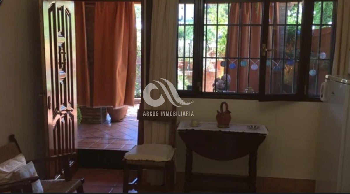 For sale of house in Córdoba