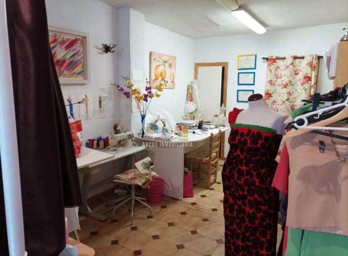For rent of commercial in Córdoba