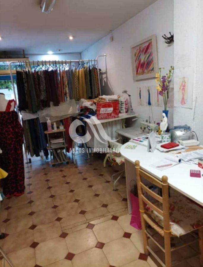 For rent of commercial in Córdoba