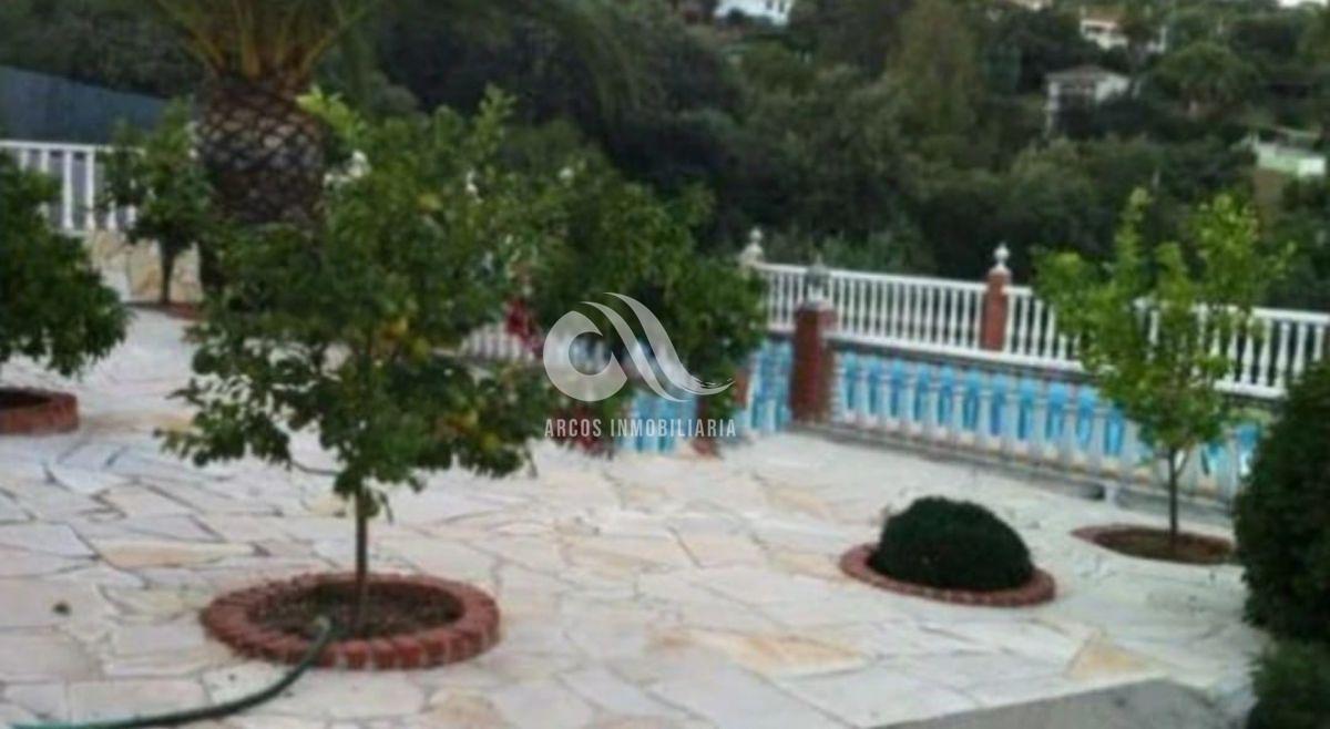 For sale of chalet in Córdoba