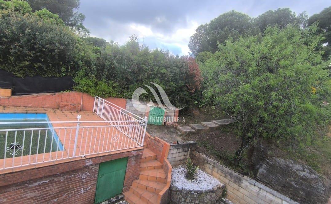 For sale of chalet in Córdoba