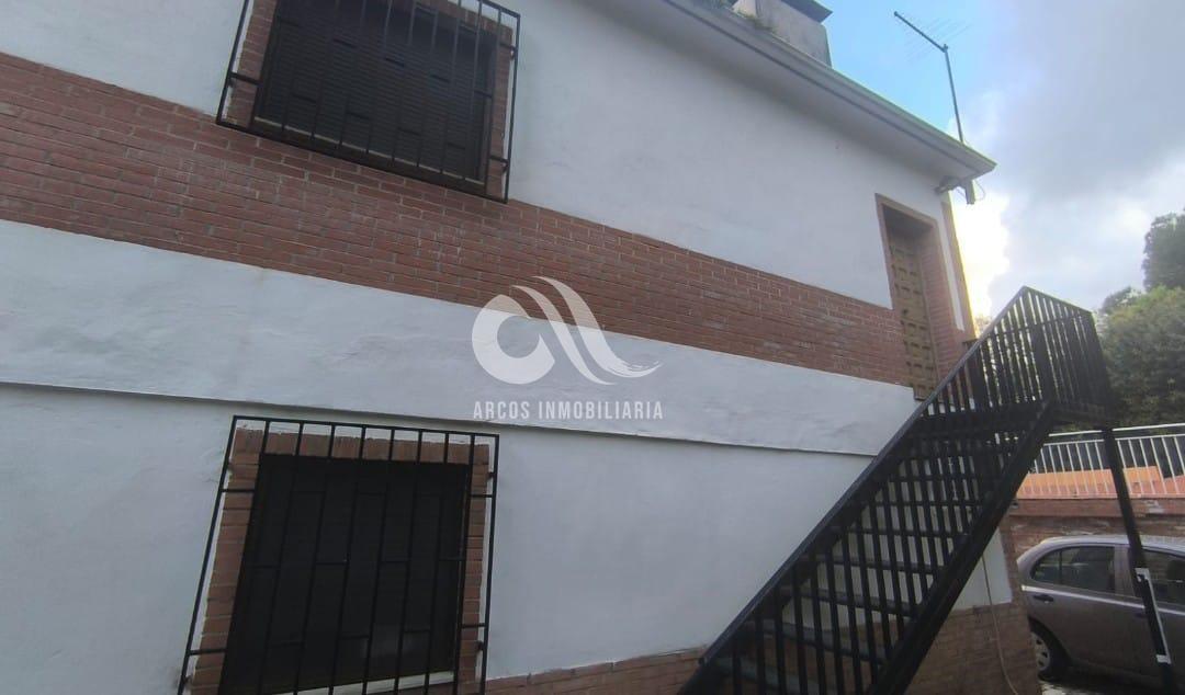 For sale of chalet in Córdoba