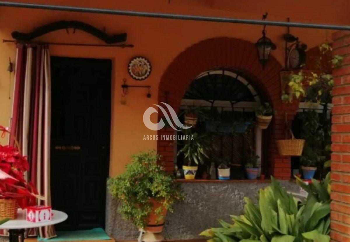 For sale of chalet in Córdoba