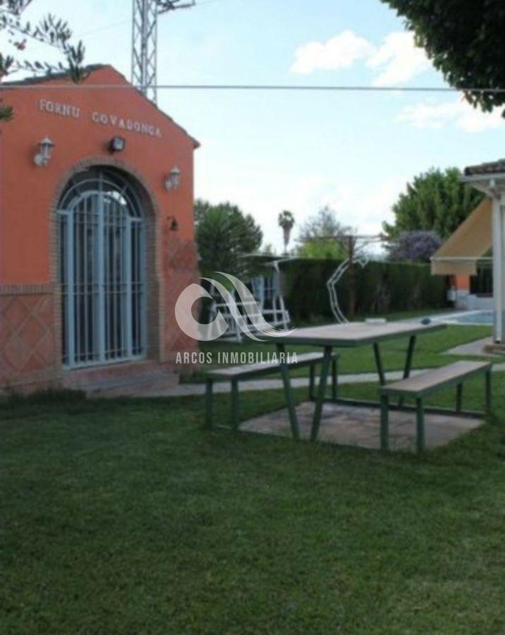 For sale of chalet in Córdoba