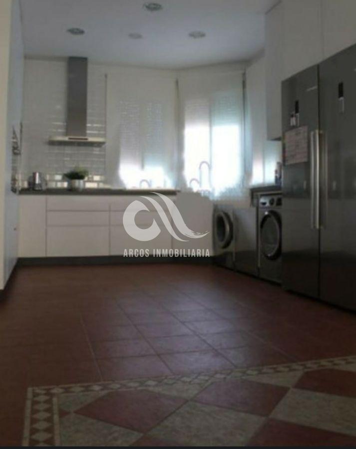 For sale of chalet in Córdoba