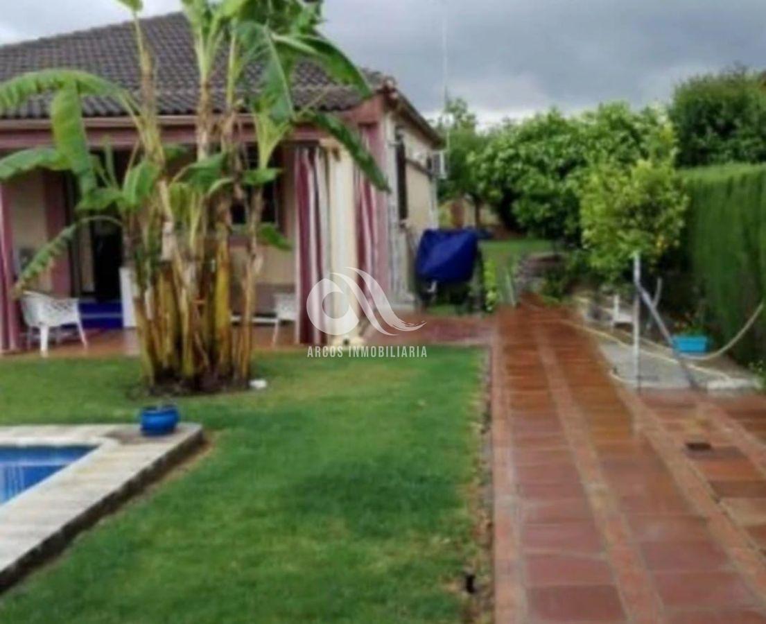 For sale of chalet in Córdoba