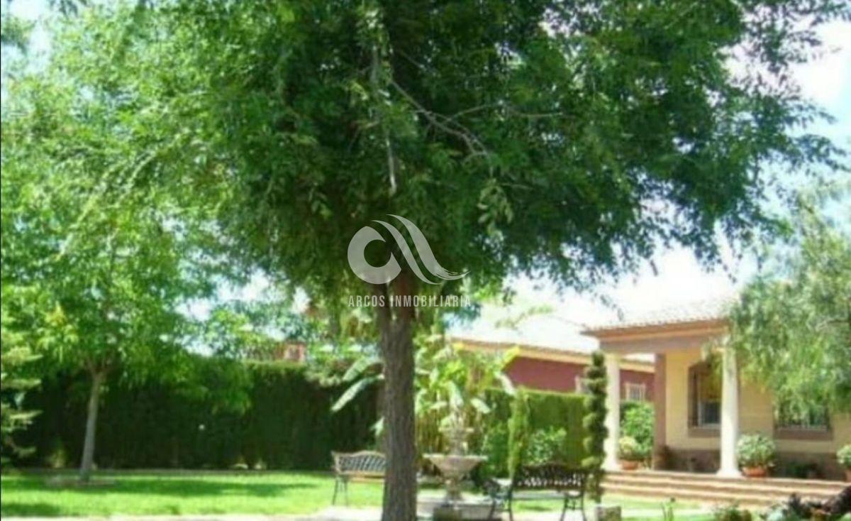 For sale of chalet in Córdoba