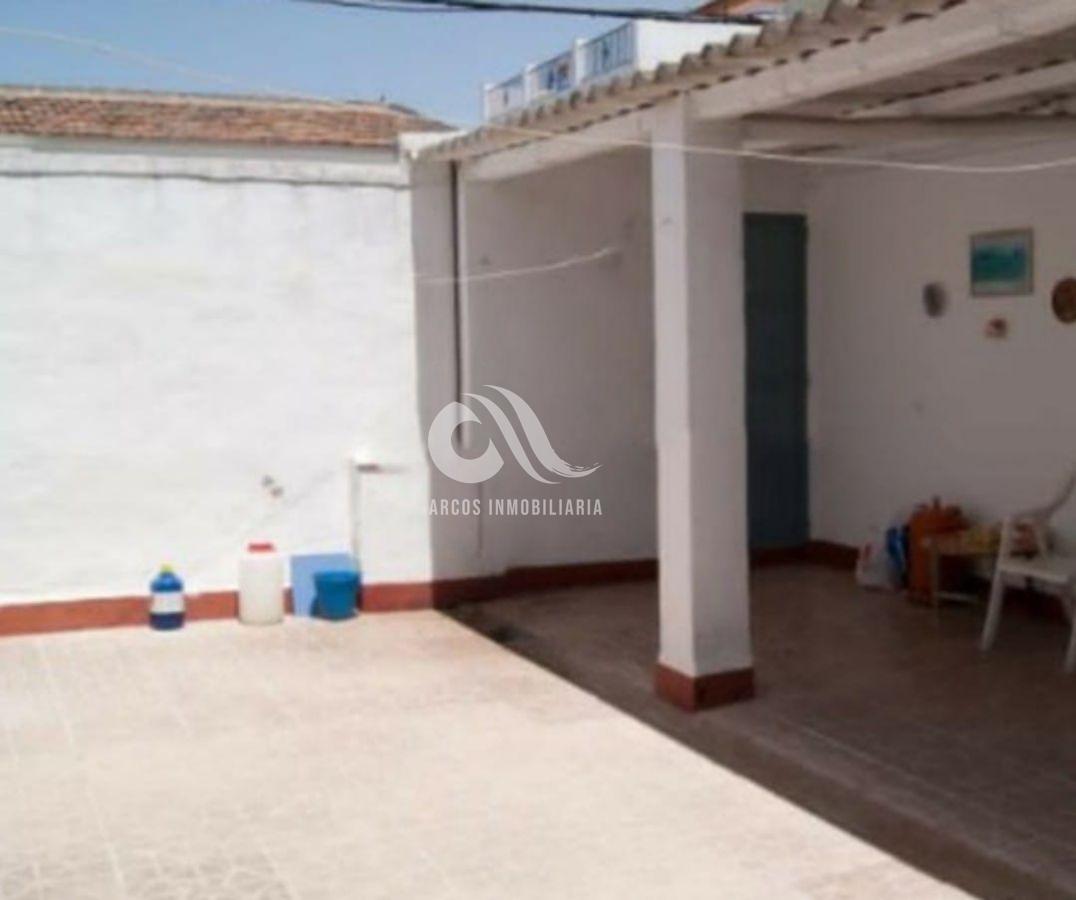 For sale of house in Córdoba