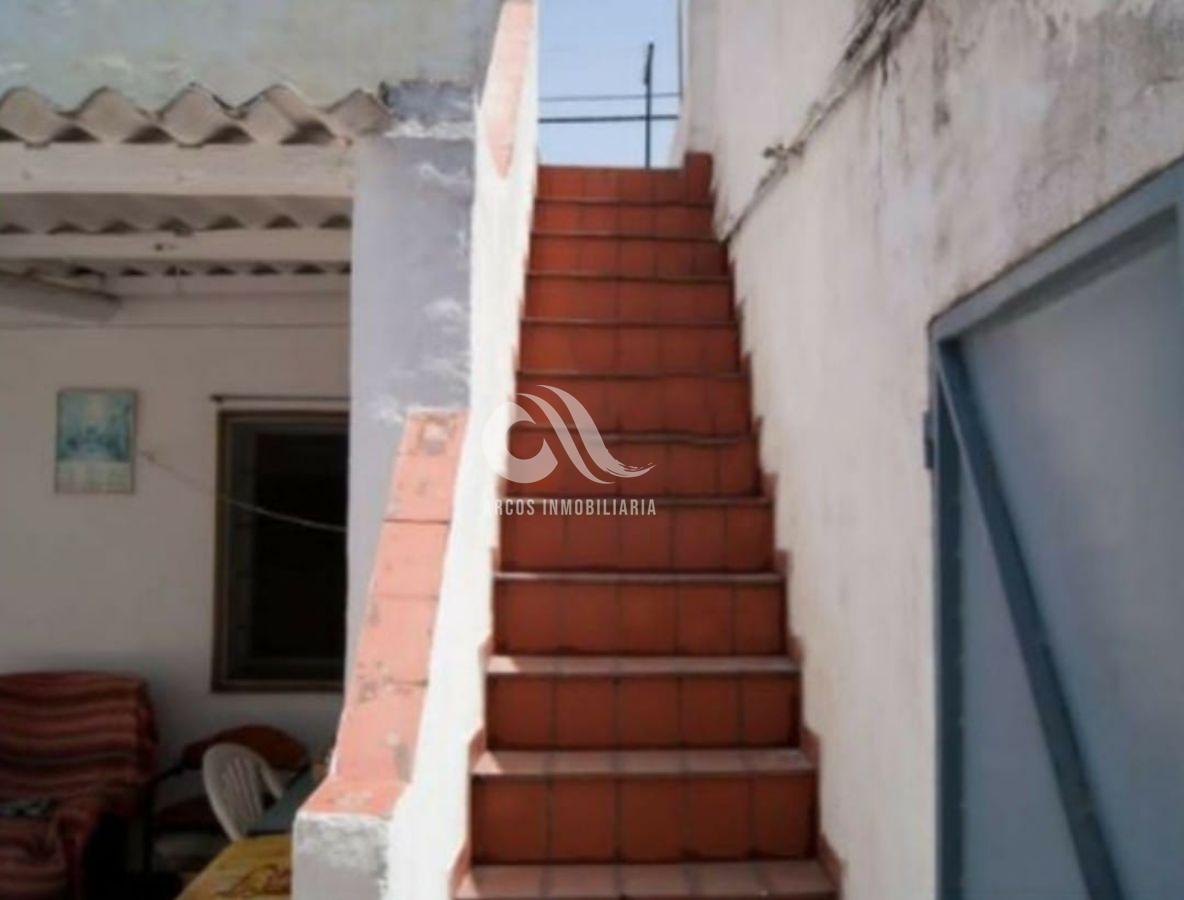 For sale of house in Córdoba