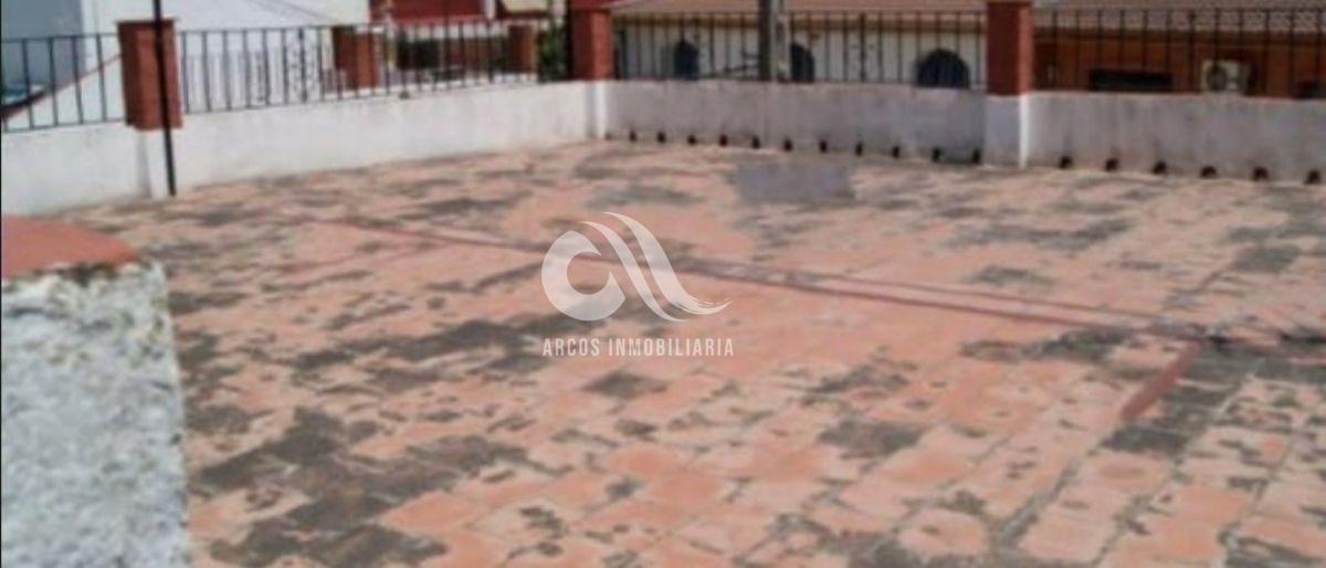 For sale of house in Córdoba