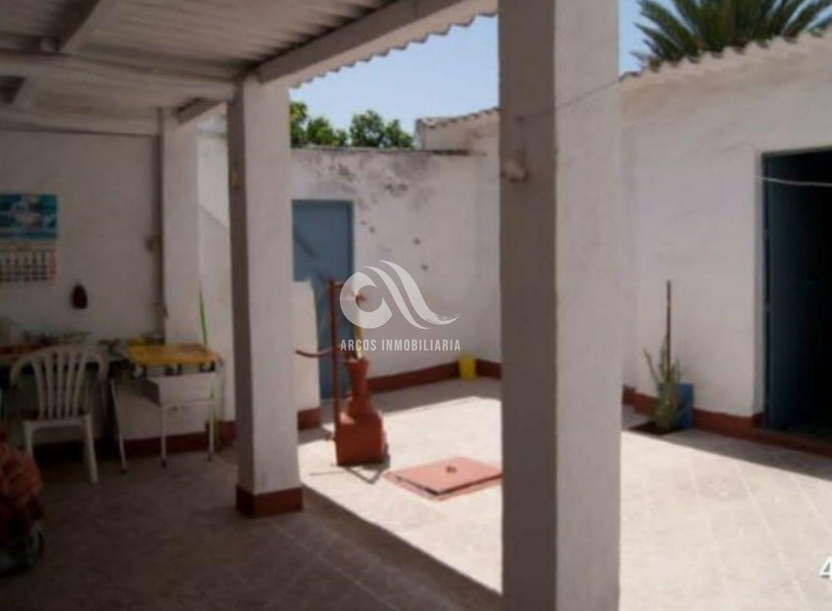 For sale of house in Córdoba