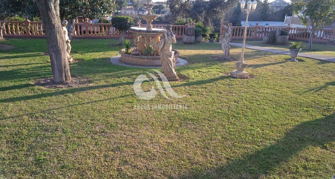 For sale of chalet in Córdoba