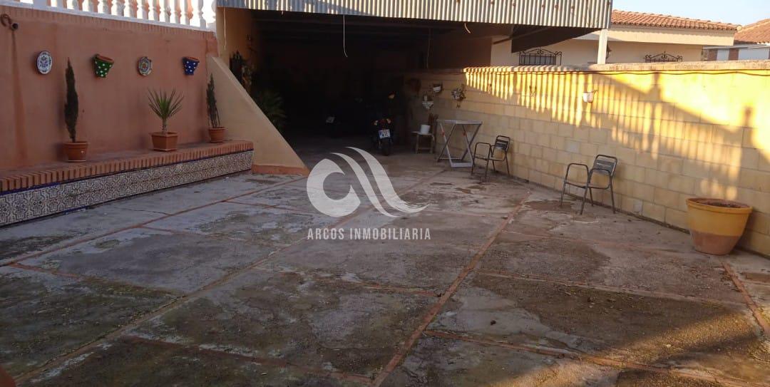 For sale of chalet in Córdoba