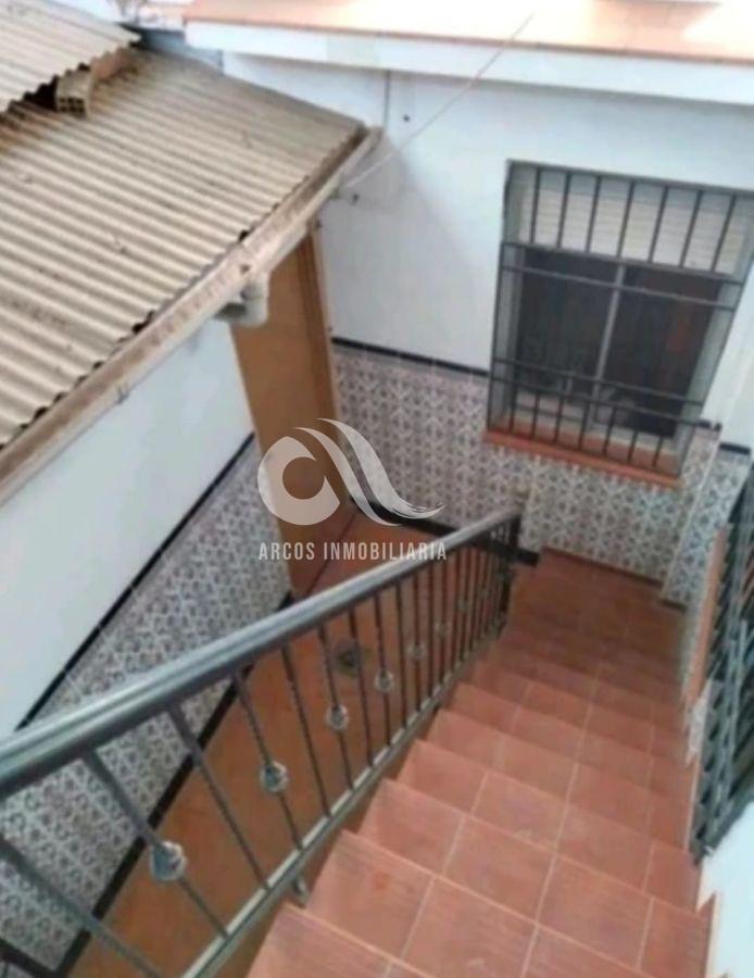 For sale of house in Córdoba