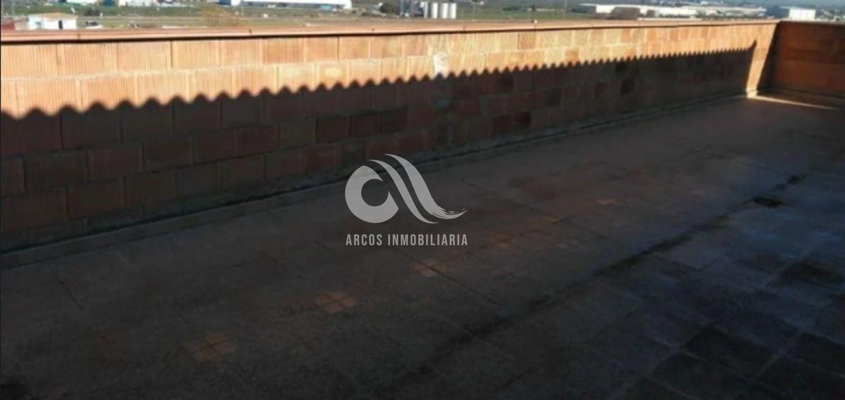 For sale of chalet in Córdoba