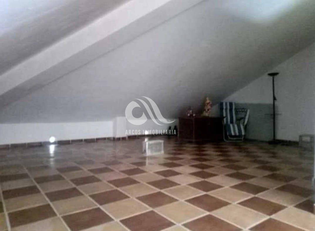 For sale of house in Córdoba