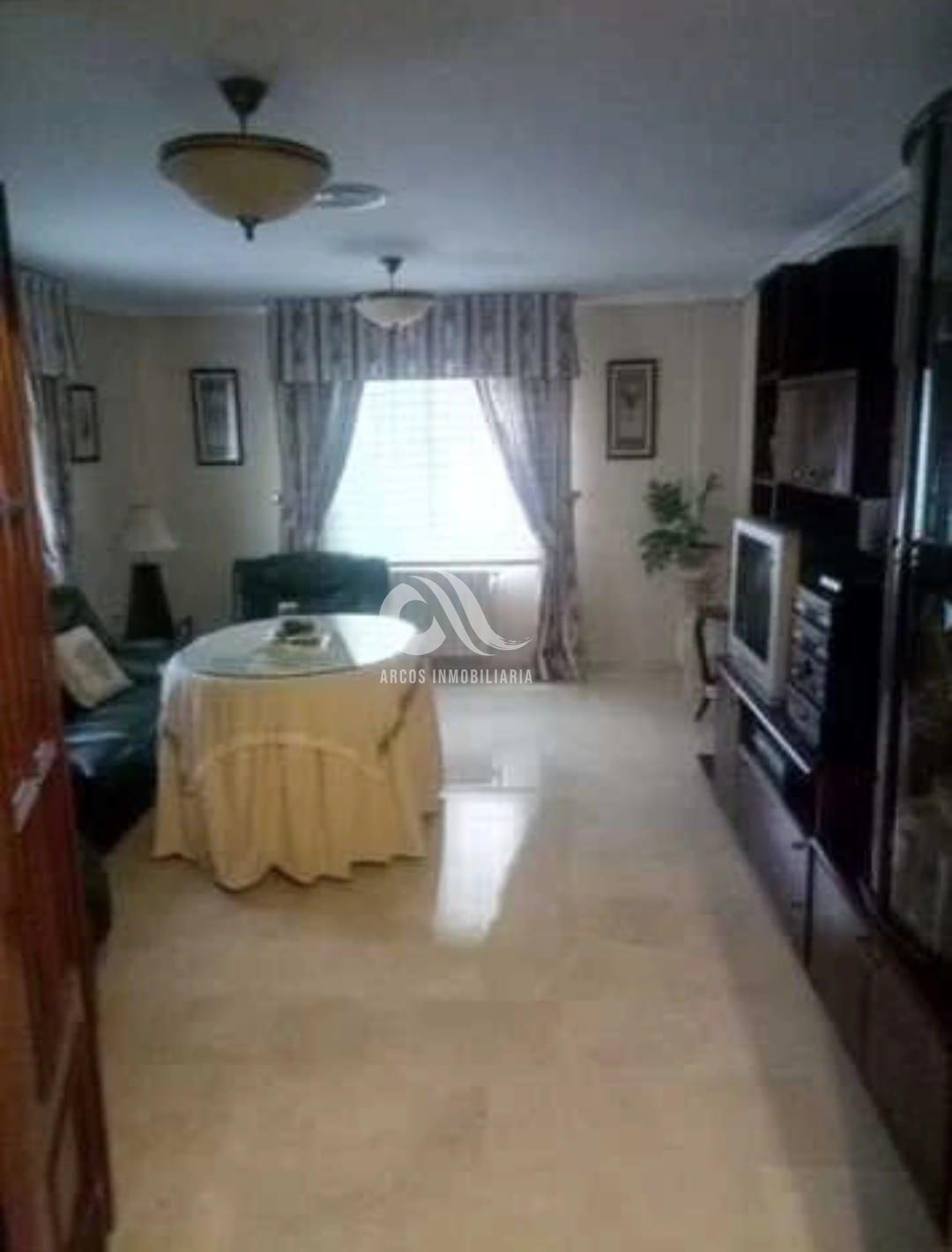 For sale of house in Córdoba