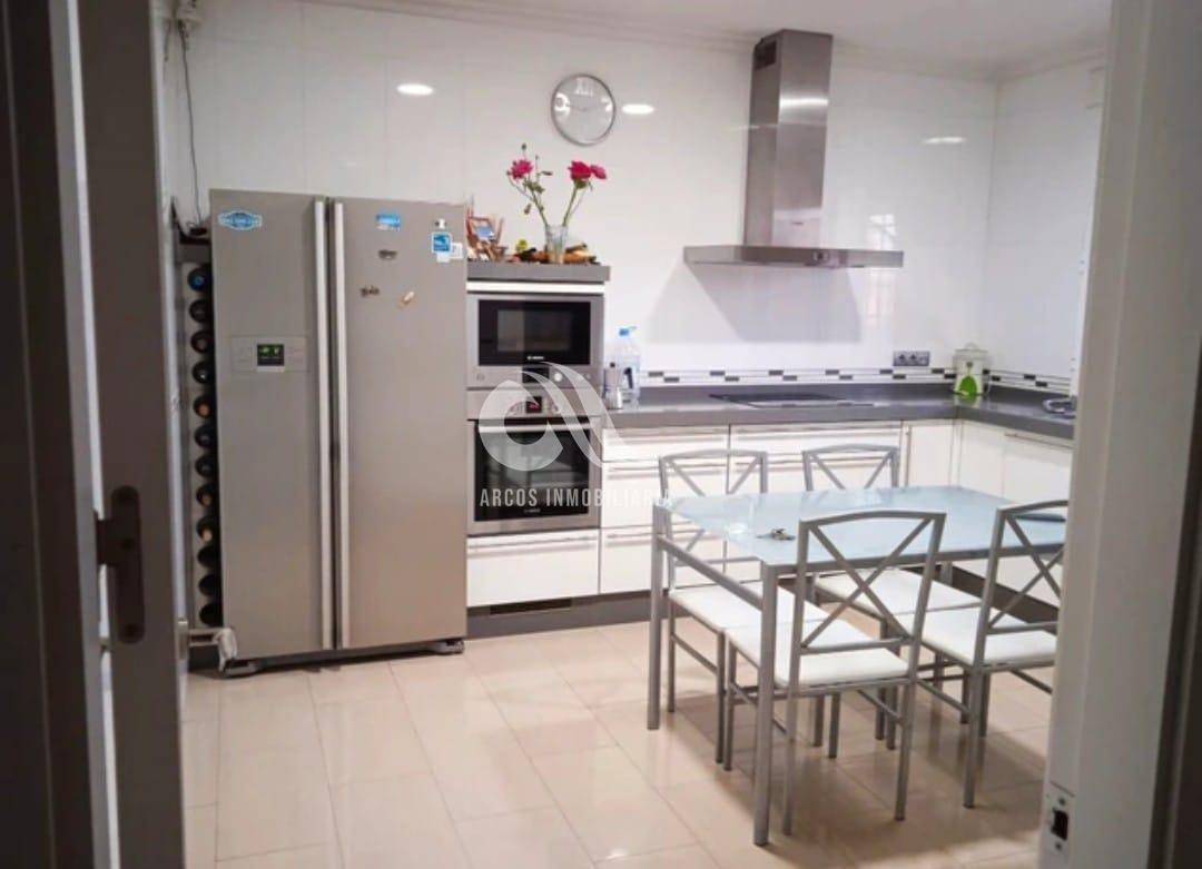 For sale of chalet in Córdoba