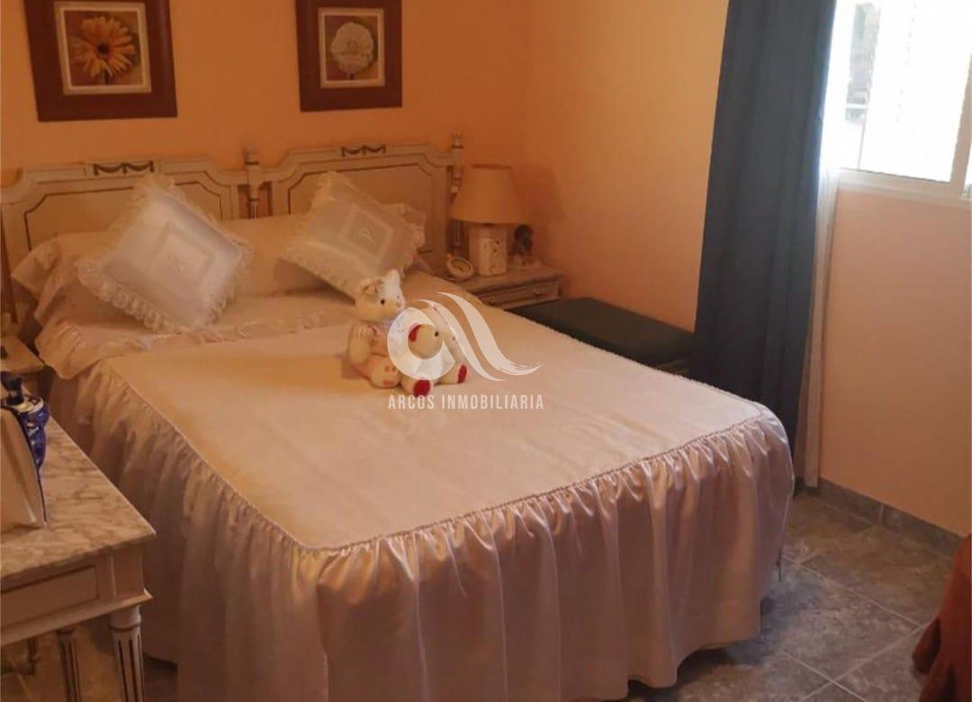 For sale of chalet in Córdoba