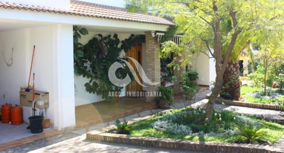 For sale of chalet in Córdoba