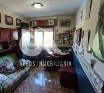 For sale of chalet in Córdoba