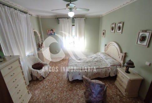 For sale of chalet in Córdoba