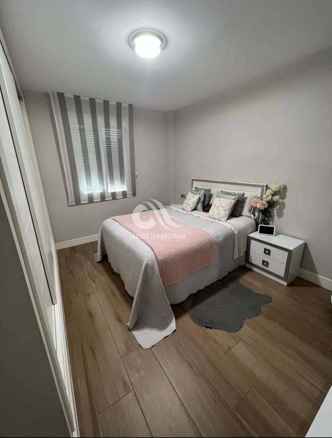 For sale of flat in Córdoba
