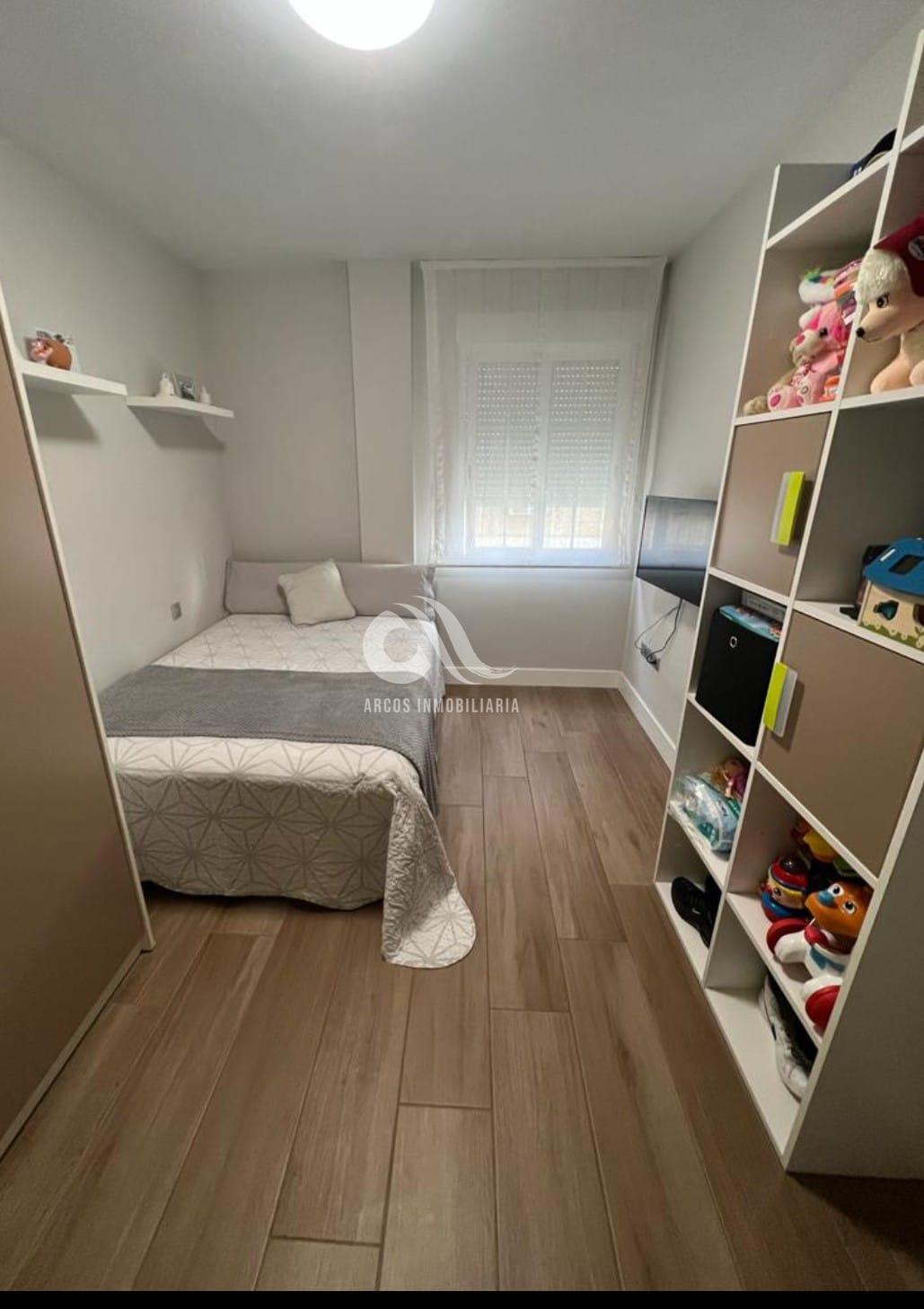 For sale of flat in Córdoba