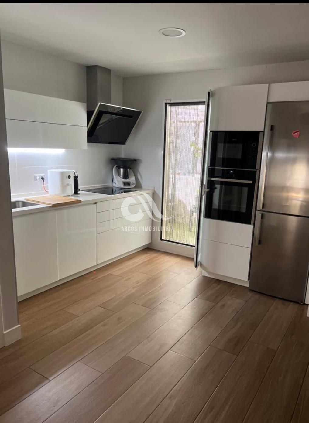 For sale of flat in Córdoba