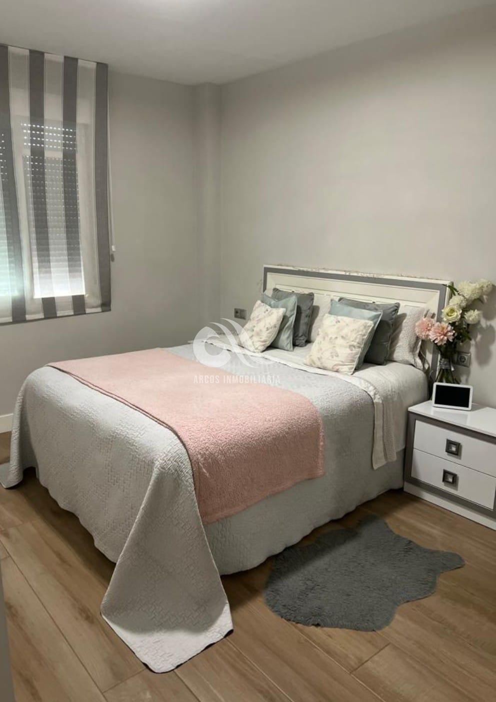 For sale of flat in Córdoba