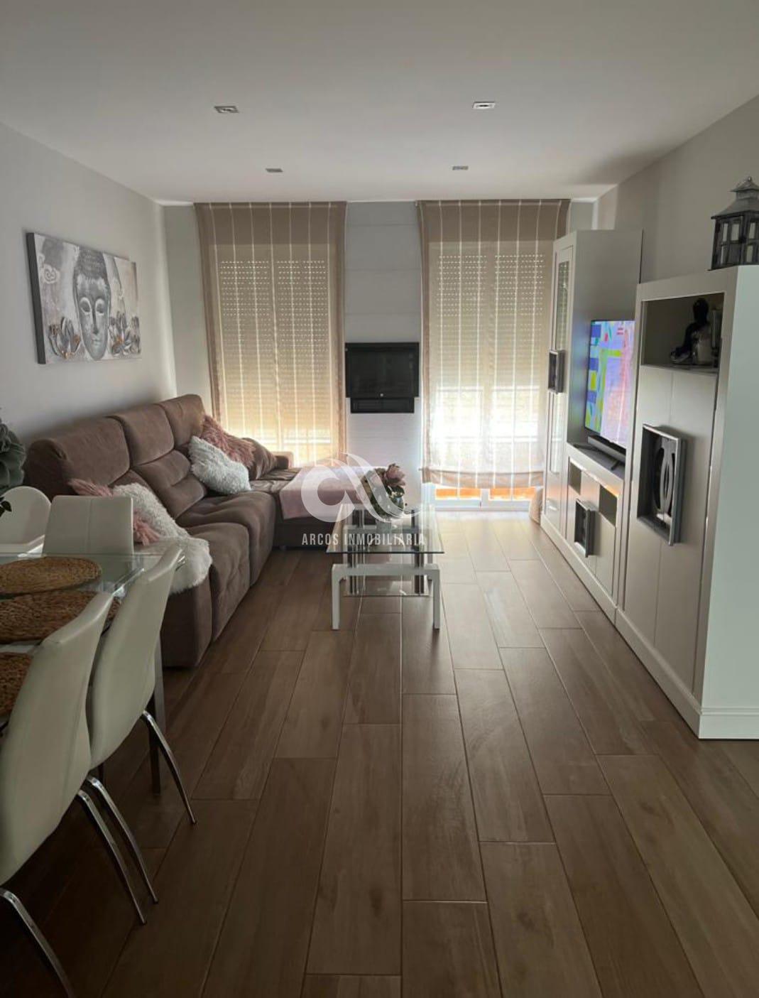 For sale of flat in Córdoba
