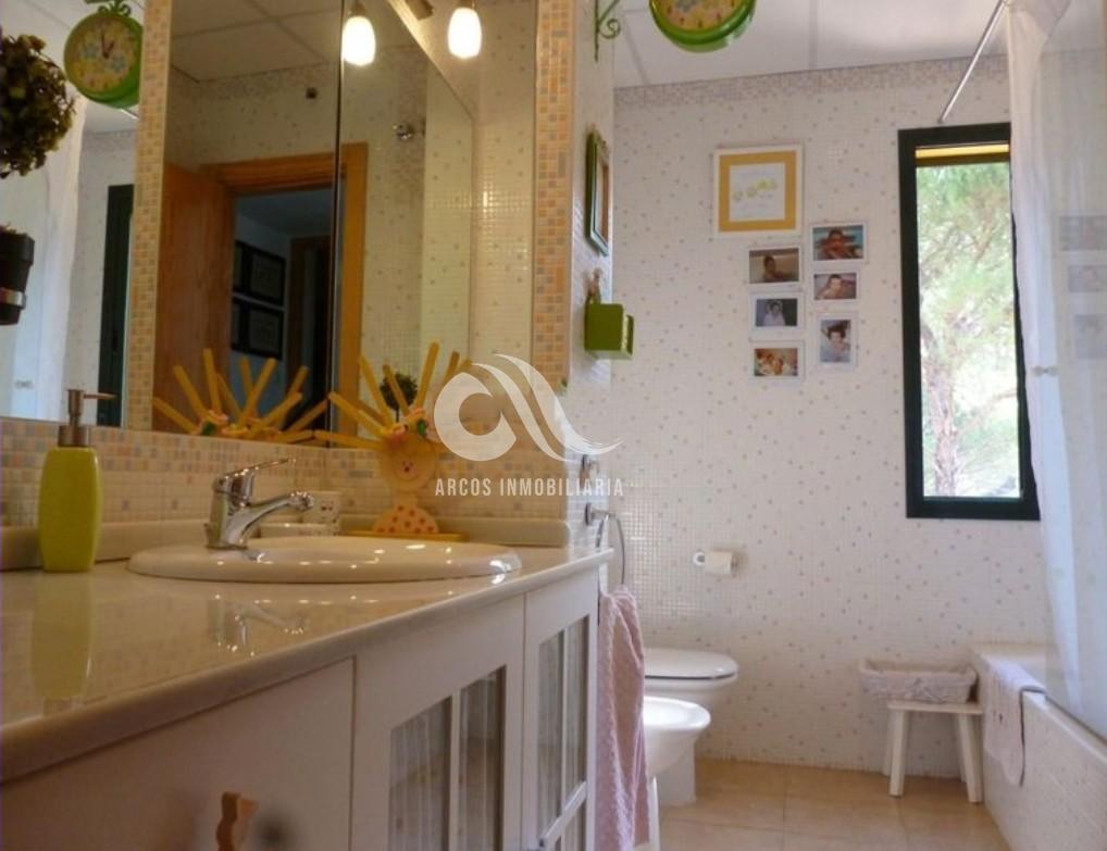 For sale of chalet in Córdoba