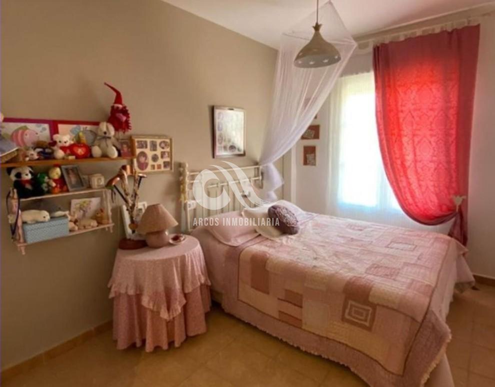 For sale of chalet in Córdoba