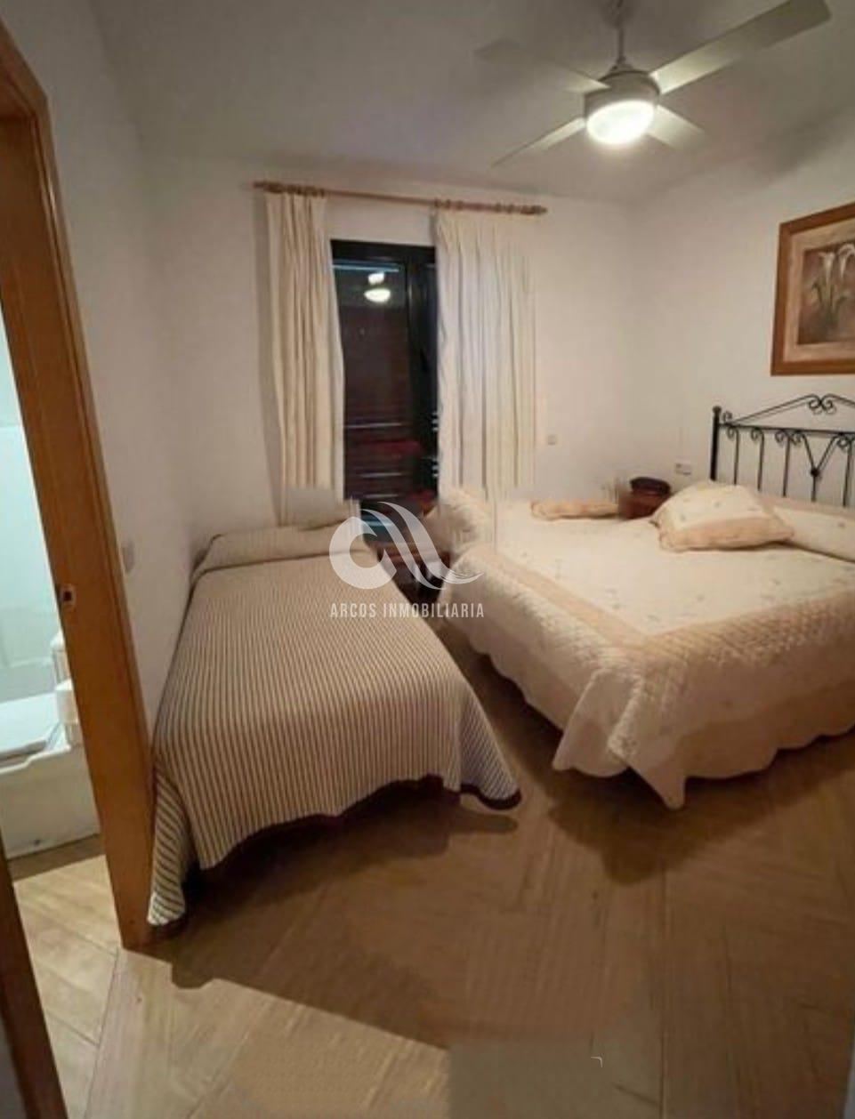 For sale of house in Córdoba
